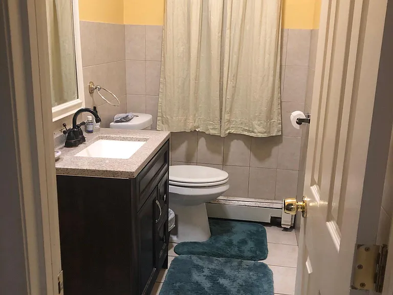 10 N Spring St #10 — Photo 1