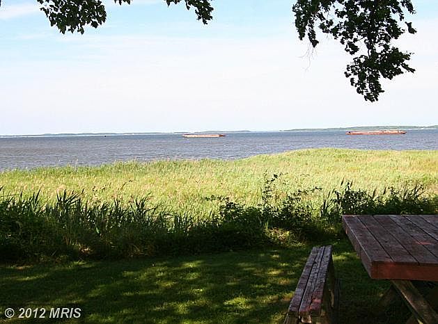 1st image of 300 River Shore Ln