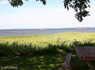 300 River Shore Ln, Stevensville, MD 21666