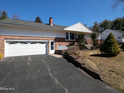 242 Pinewood Dr, Schenectady, NY, 12303
