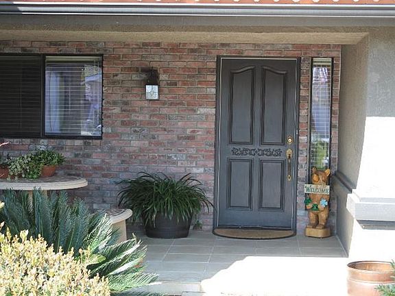 2nd image of 1816 E Pryor Dr