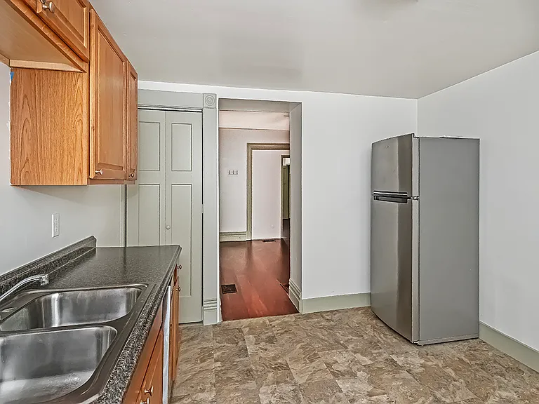 1136 N Euclid Ave #1 — Photo 27