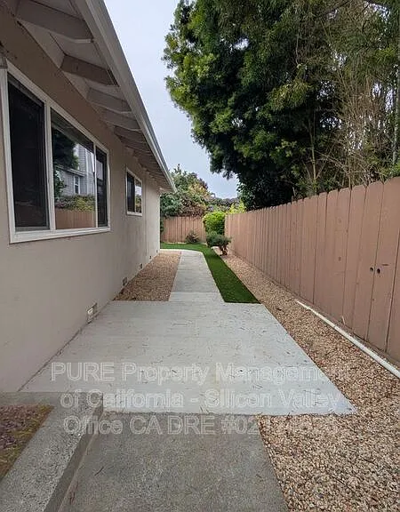 1792 Halterman Ave — Photo 7