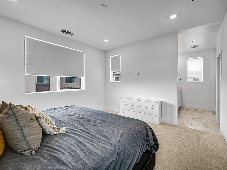 302 Fawn St — Photo 28