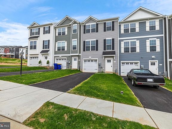 2nd image of 456 Bradford Dr