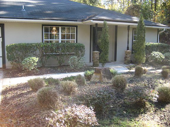 3rd image of 4814 Dale Ct