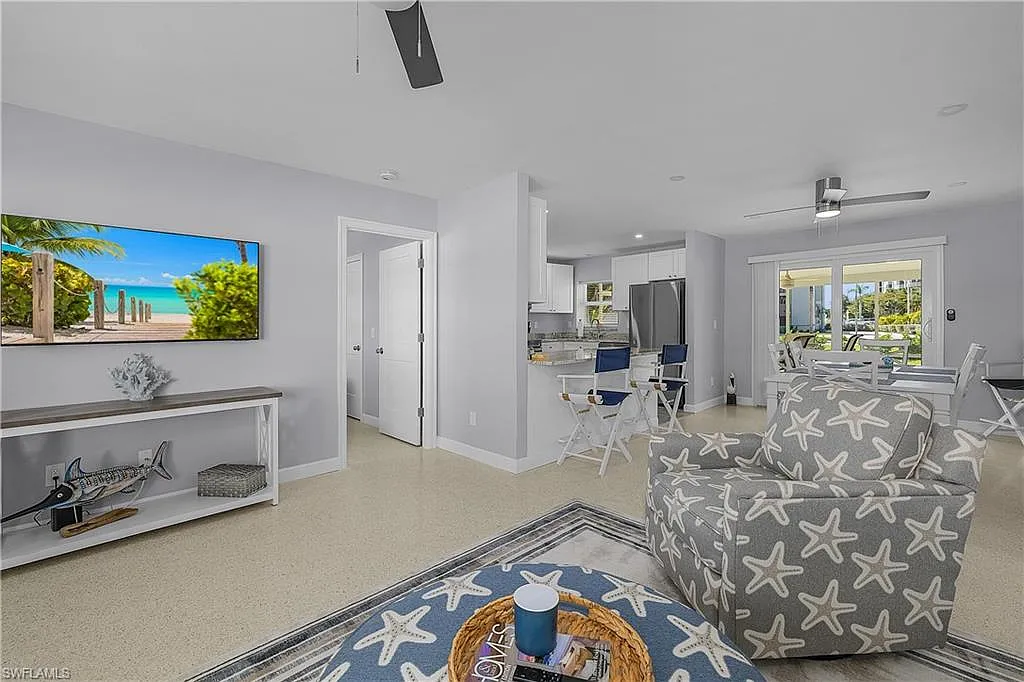 4 bed, 2.0 bath, 1508 sqft, $4,500 — Photo 3