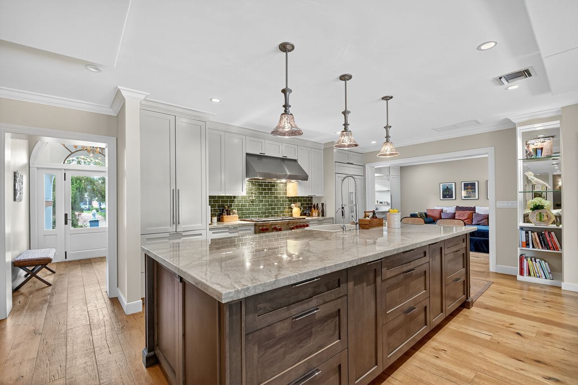 next background image