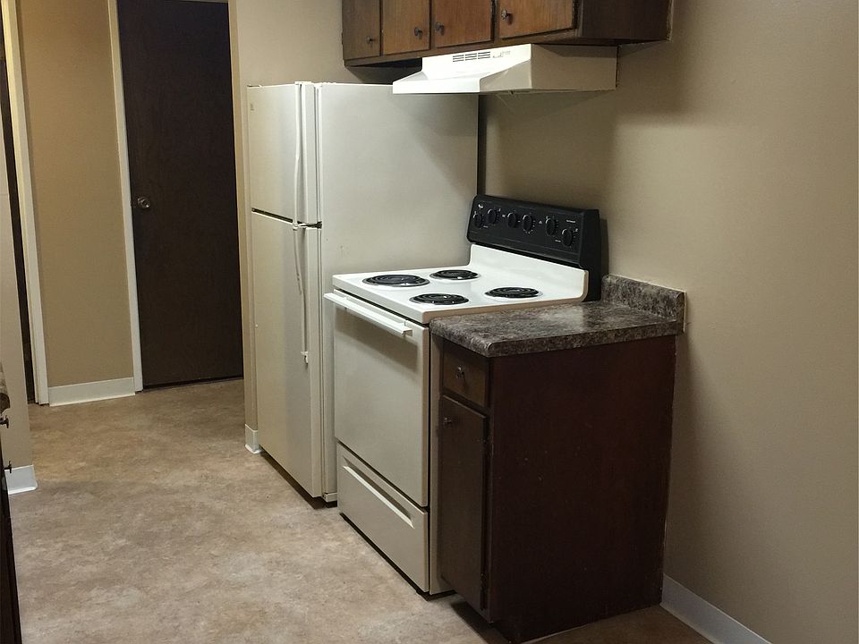 1st image of 2620 9th Ln APT 204