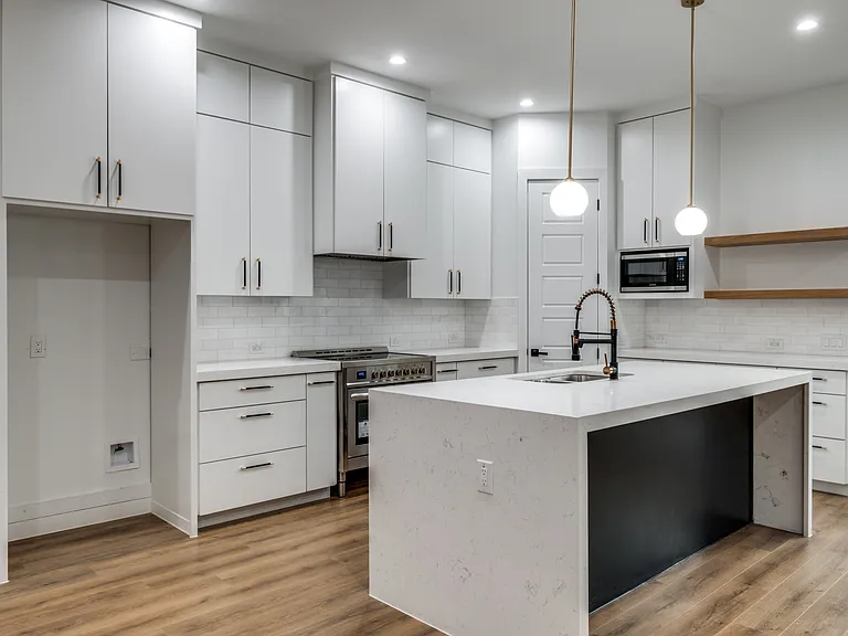 2343 Hondo Ave #2345 — Photo 4