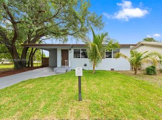 941 NW 76th St, Miami, FL 33150