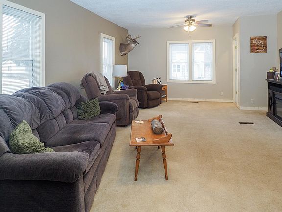 402 6th Ave, Three Rivers-103