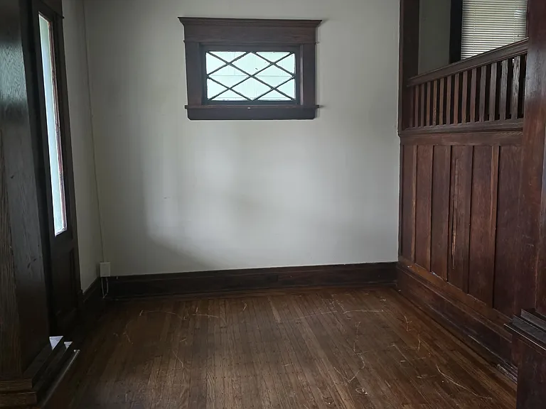 142 Englewood Ave — Photo 11