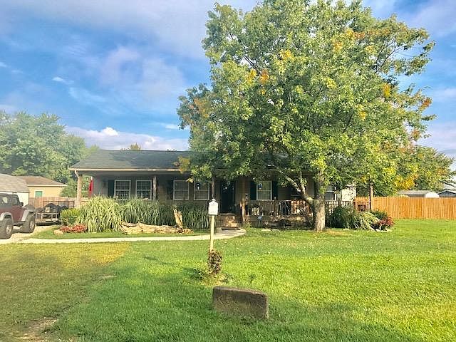 1st image of 2597 Meadow Ct NE