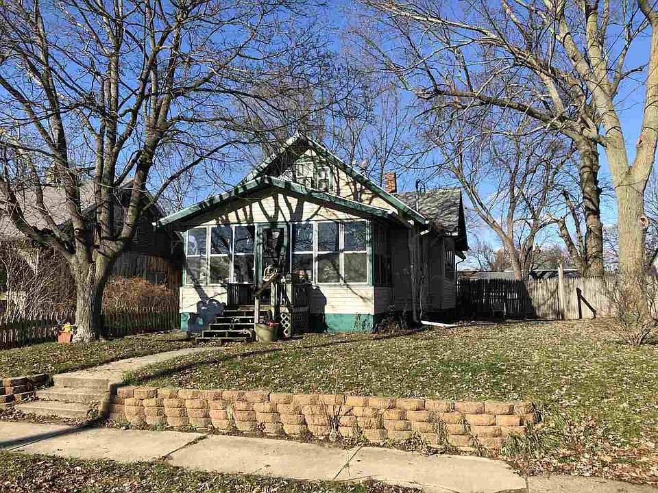 1st image of 20 W Pitman Ave