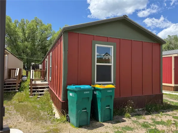 400 Willow Bnd #17, Oak Creek, CO 80467