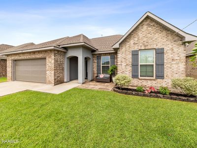 123 Chloe St, Broussard, LA, 70518