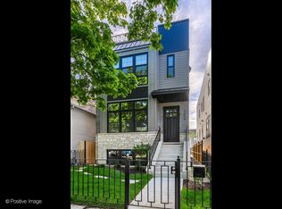 3854 N Whipple St, Chicago, IL 60618