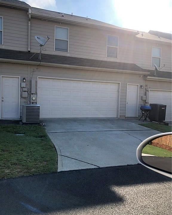 2nd image of 7529 Rutgers Cir