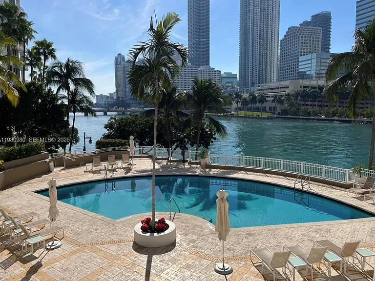 801 Brickell Key Blvd #806 — Photo 20