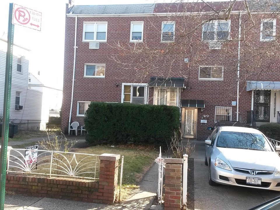 2nd image of 171 Bay 35th St