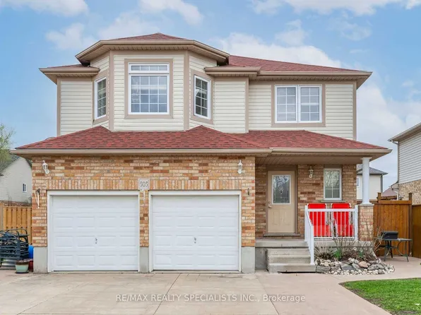 505 Bridlewreath Ct #Lvl, Kitchener, ON N2E 3V6