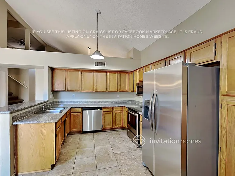 1117 E Jensen St — Photo 6