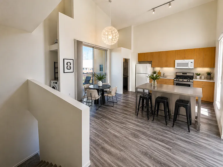 1601 Kettner Blvd #30 — Photo 3