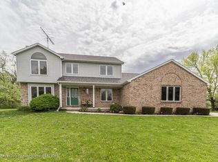 9487 S Francis Rd, Dewitt, MI 48820