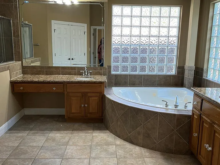 10103 Brightling Ln — Photo 10
