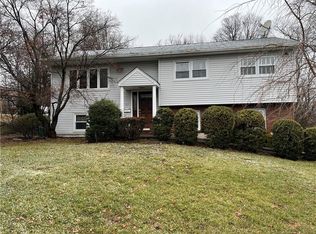73 Knutsen Knls, Tappan, NY 10983