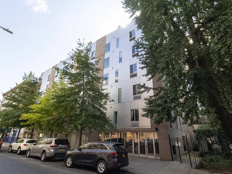 152 E 118th St #2F — Photo 8