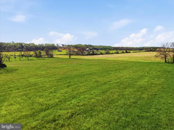 Golds Hill Rd, Winchester, VA 22603