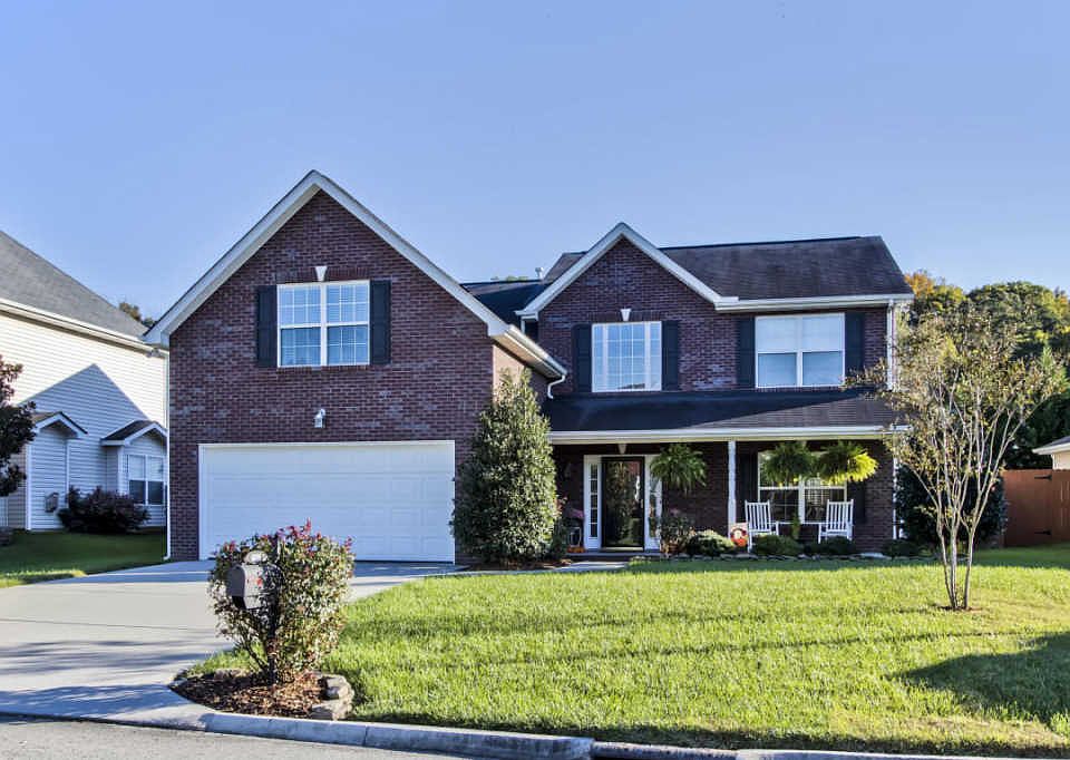 1st image of 5922 Gray Gables Dr