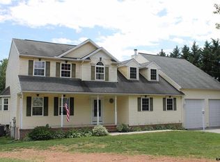 2205 Harney Rd, Littlestown, PA 17340