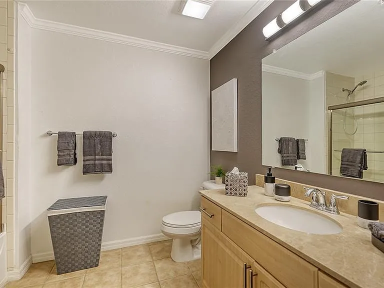 1064 N Tamiami Trl #1522 — Photo 21