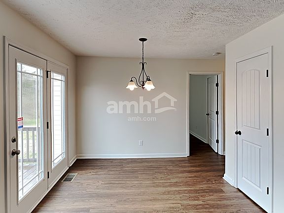 5th image of 715 Wildwood Dr