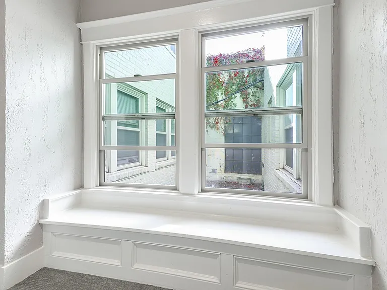 Teasdale Apartments — Photo 10