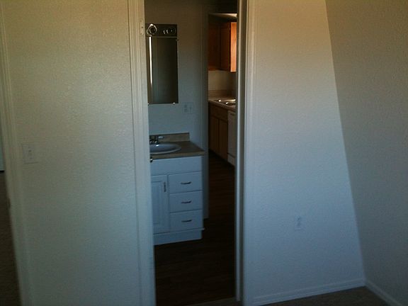 4th image of 125 Mink Ln APT C