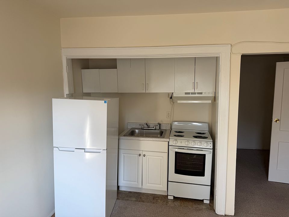1st image of 240 Halstead Ave APT Aa3