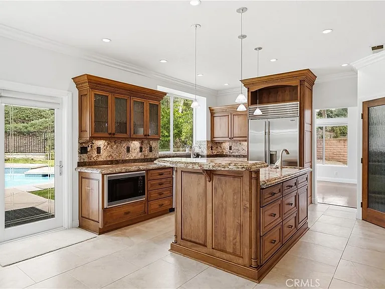 23302 Vista Carillo — Photo 17