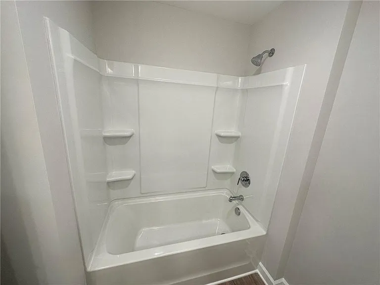 118 Bluffington Way — Photo 21