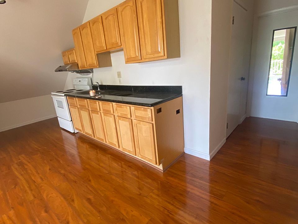 view to kitchenette, hallway