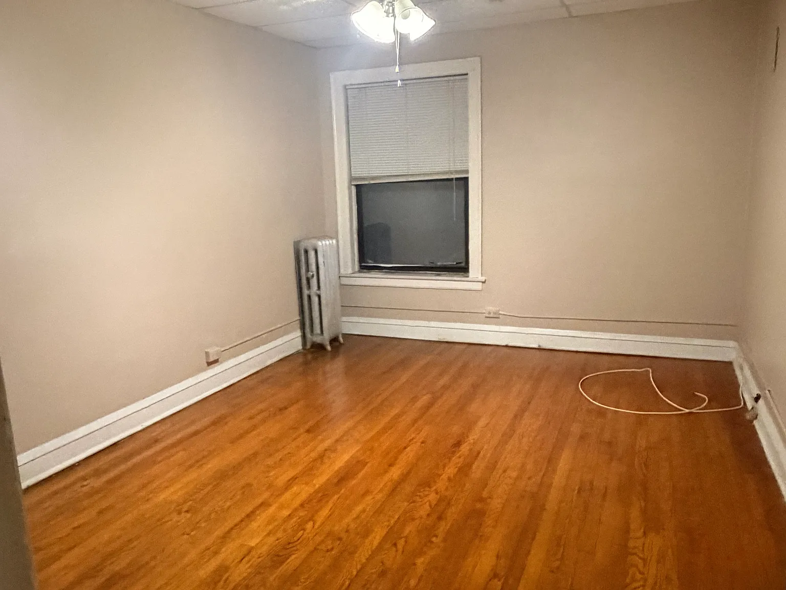 2 bed, 1200 sqft, $1,375 — Photo 2