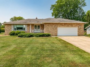 620 Davidson Dr, Highland Heights, OH