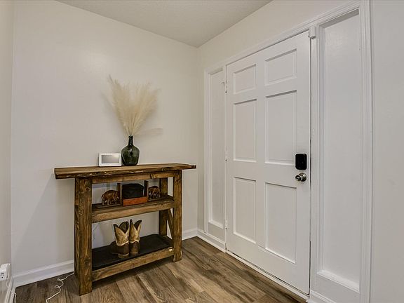 2nd image of 3604 Concord Court