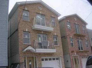 221 South St #1, Jersey City, NJ 07307