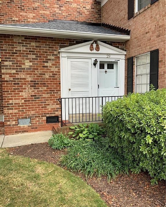 1st image of 29 Rock Garden Ln