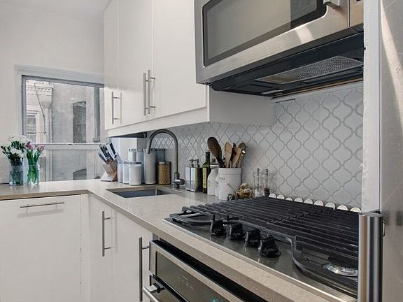 2nd image of 237 W 15th St APT 4C