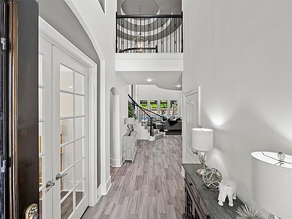 2nd image of 6714 Birchwood Bend Ct